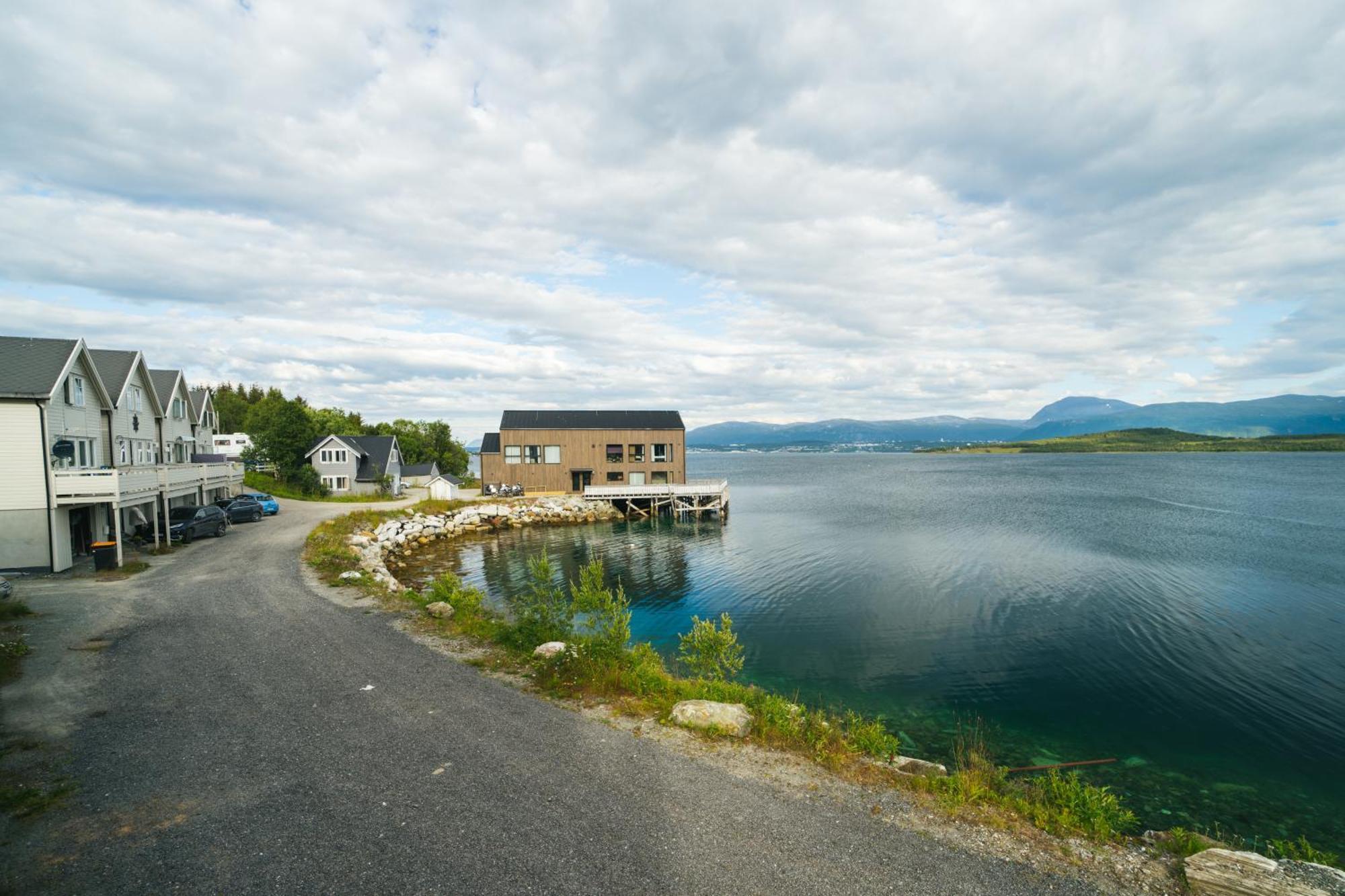 Steam Pier Apartment Kvaloya Exterior photo